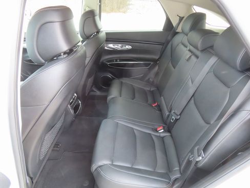 Used 2025 Genesis GV70 2.5T image 31