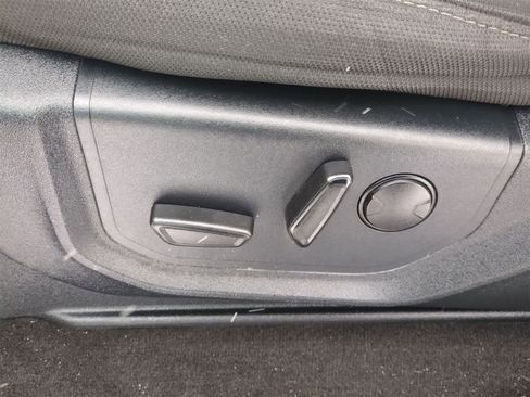 Used 2019 Ford F150 XLT w/ Equipment Group 302A Luxury image 17