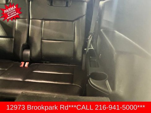Used 2020 Ford Explorer XLT w/ Equipment Group 202A AWD/4WD image 17