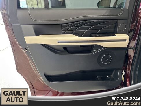 Used 2020 Ford Expedition Max Platinum image 16