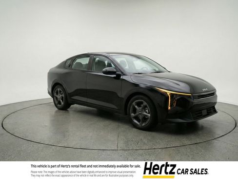 Used 2025 Kia K4 FWD image 1