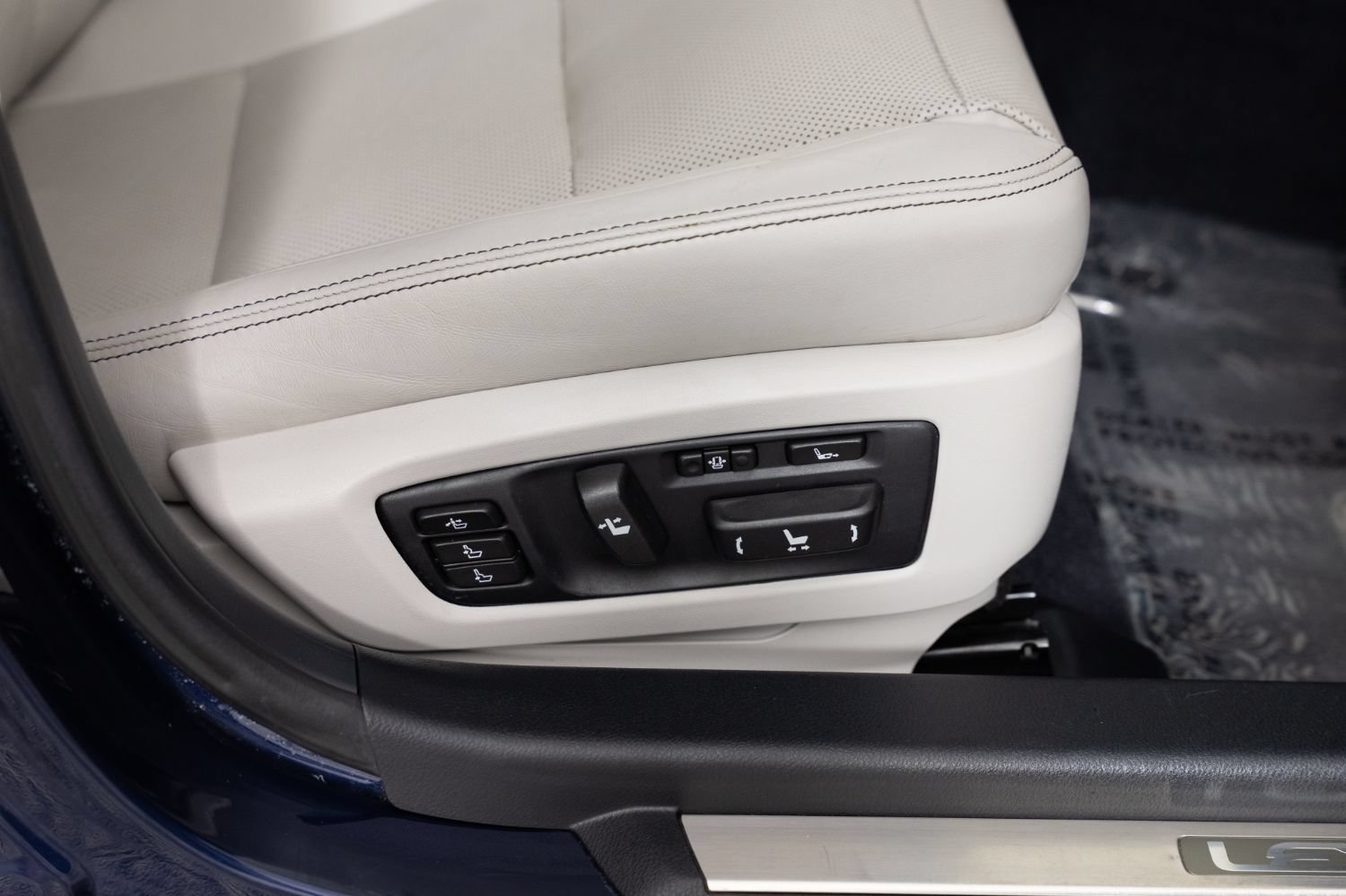 Used 2013 Lexus GS 350 w/ Luxury Pkg RWD image 28
