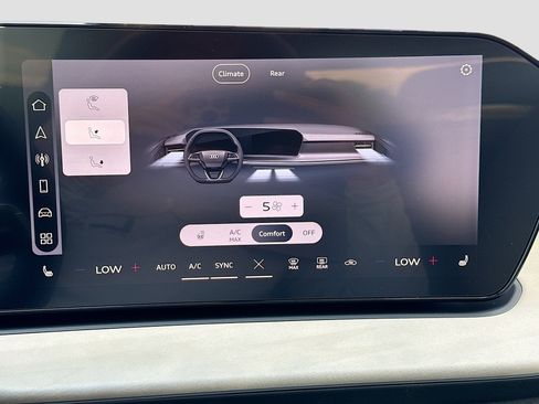New 2026 Audi Q3 quattro 2.0T AWD/4WD image 34