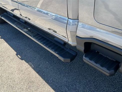 New 2026 Ford F250 XLT w/ XLT Premium Package AWD/4WD image 23