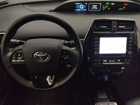 Used 2022 Toyota Prius XLE image 22