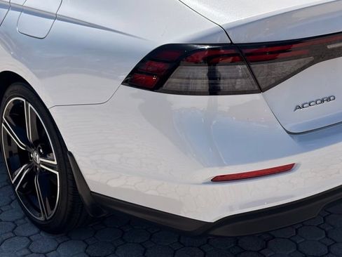 Used 2026 Honda Accord SE image 17