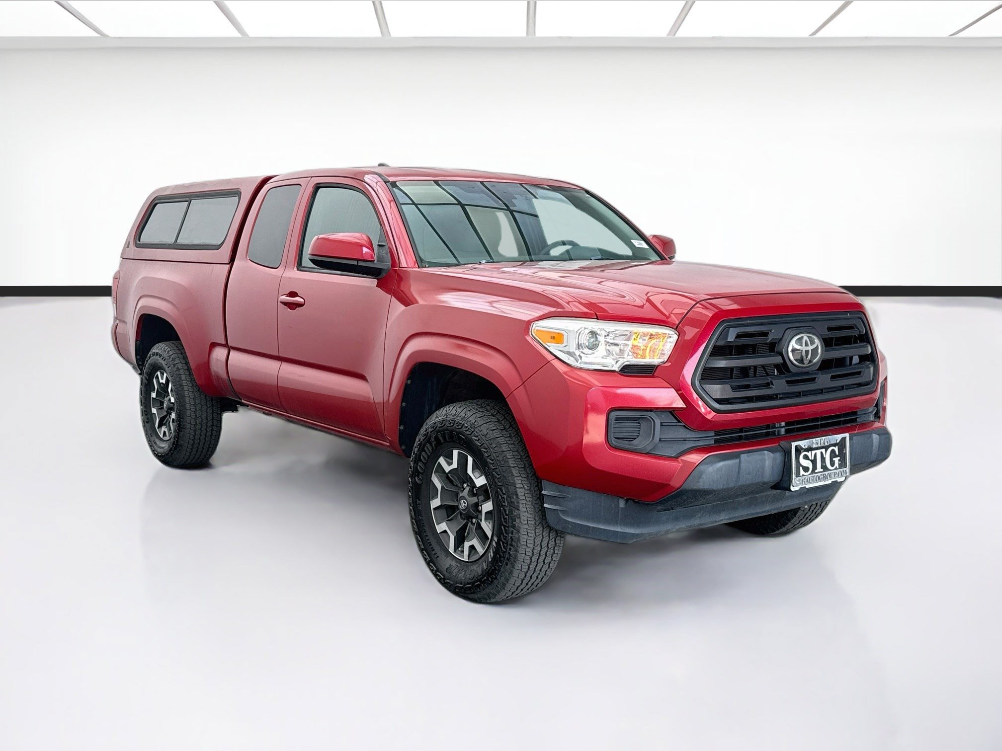 Used 2019 Toyota Tacoma SR AWD/4WD image 3