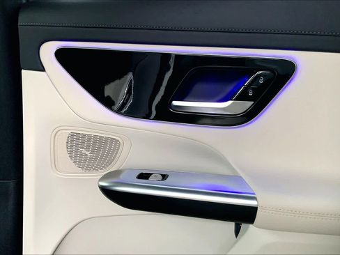 Certified 2024 Mercedes-Benz GLC 300 4MATIC image 34