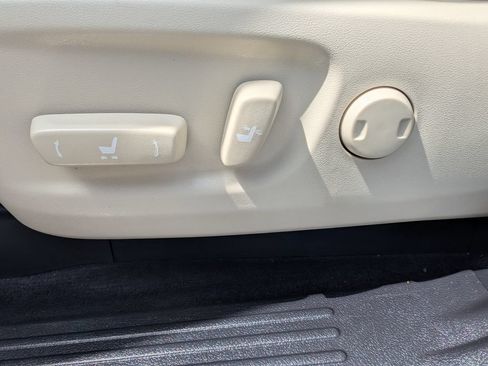 Used 2021 Lexus GX 460 Premium w/ Premium Package AWD/4WD image 19