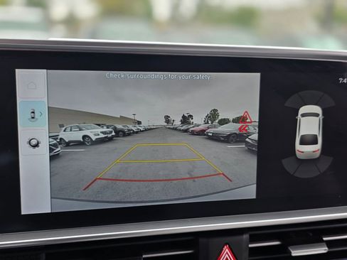 Used 2025 Hyundai Ioniq 6 SEL RWD image 27