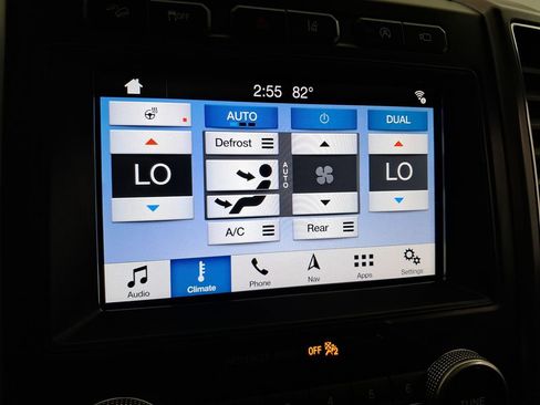 Used 2018 Ford Expedition Platinum image 27