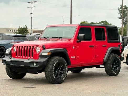 Used 2018 Jeep Wrangler Unlimited Sport S AWD/4WD image 39