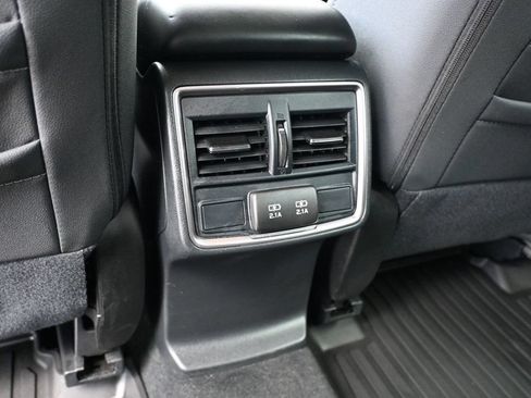 Used 2021 Subaru Forester Premium AWD/4WD image 20