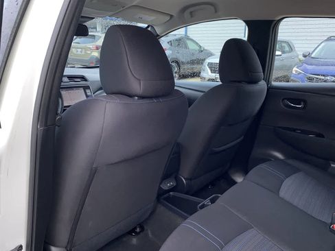 Used 2024 Nissan Leaf SV Plus image 17