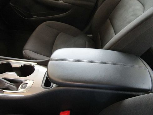 Used 2024 Chevrolet Malibu LT FWD image 33