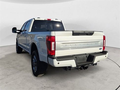 Used 2022 Ford F350 Platinum image 3