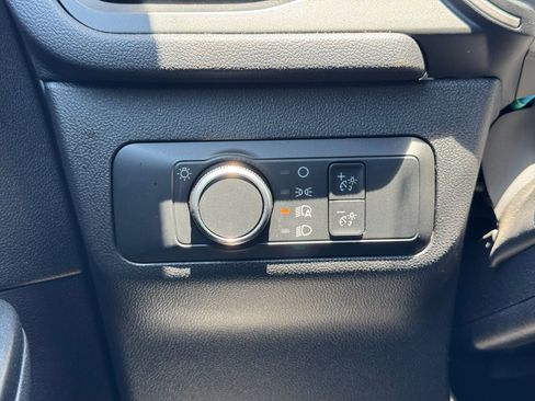 Used 2022 Ford Escape SE FWD image 29