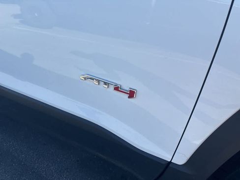 Used 2023 GMC Acadia AT4 w/ Technology Package image 6