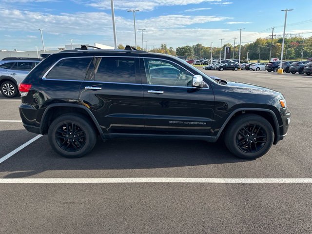 Used 2019 Jeep Grand Cherokee Limited AWD/4WD image 4