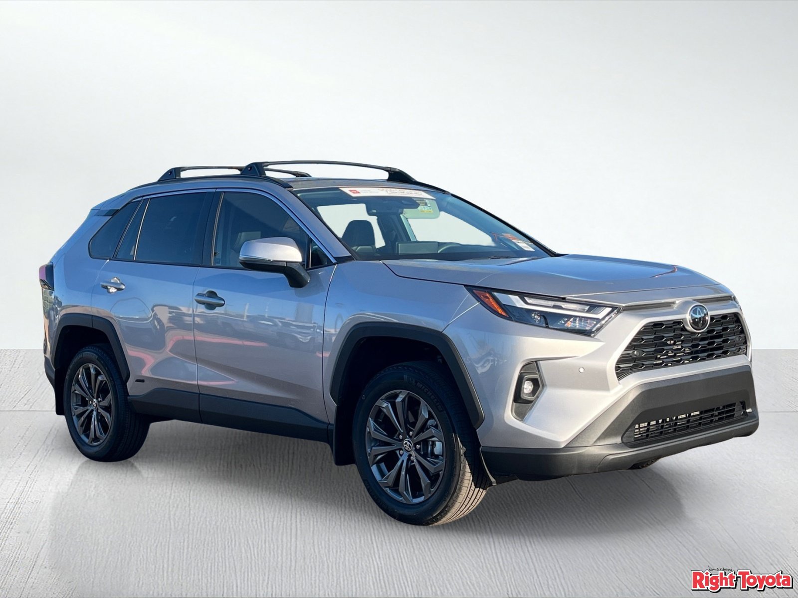 Certified 2025 Toyota RAV4 XLE Premium w/ Weather Package AWD/4WD image 9