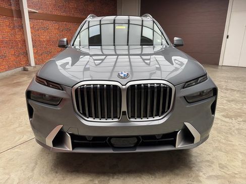 New 2026 BMW X7 xDrive40i image 8