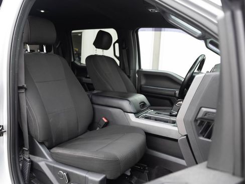 Used 2017 Ford F150 XLT w/ Equipment Group 302A Luxury AWD/4WD image 23