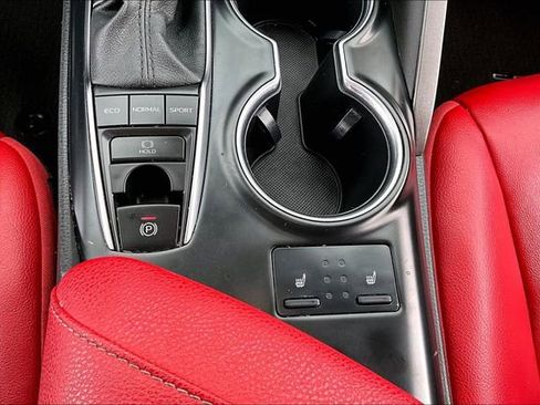 Used 2020 Toyota Camry XSE image 24