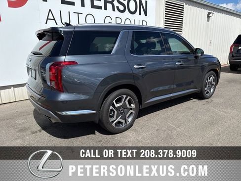 Used 2025 Hyundai Palisade Limited AWD/4WD image 4