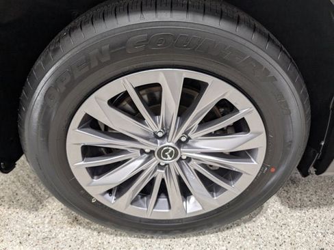 Certified 2024 MAZDA CX-90 3.3 Turbo w/ Select Package image 11