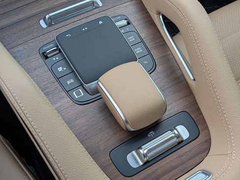 New 2026 Mercedes-Benz GLS 450 4MATIC image 27
