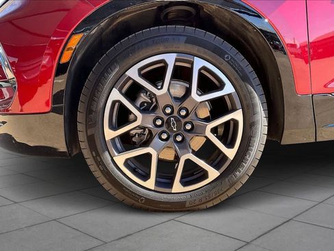 Certified 2025 Chevrolet Blazer RS image 12