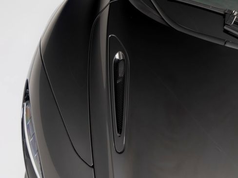 Used 2025 McLaren 750S Spider RWD image 41