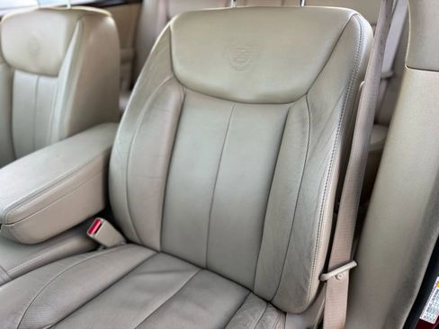 Used 2006 Cadillac DTS image 14