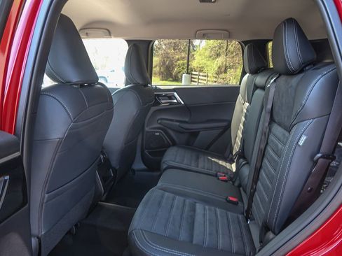 New 2026 Mitsubishi Outlander SE AWD/4WD image 23