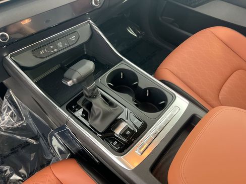 New 2026 Kia Carnival EX image 22