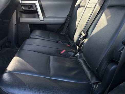 Used 2013 Toyota 4Runner SR5 image 10