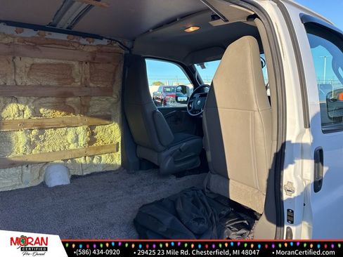 Used 2018 Chevrolet Express 2500 w/ Driver Convenience Package image 19