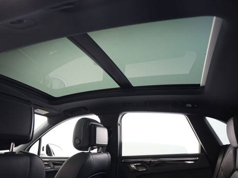 New 2026 Porsche Macan image 45