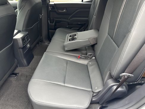 New 2026 Toyota 4Runner Limited AWD/4WD image 17