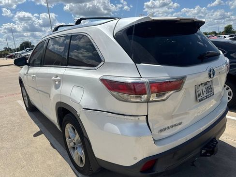 Used 2016 Toyota Highlander Limited Platinum AWD/4WD image 4