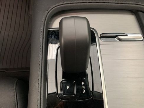 Certified 2024 Volvo XC90 B5 Core w/ Protection Package Premier image 15