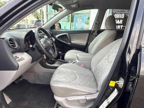 Used 2012 Toyota RAV4 4WD w/ Value Pkg image 9