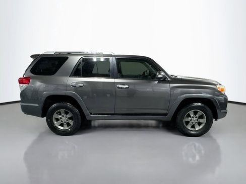 Used 2010 Toyota 4Runner SR5 image 5