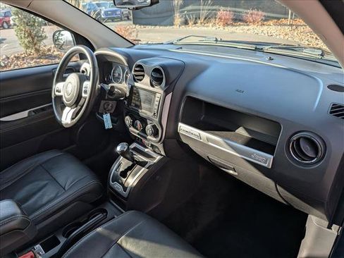 Used 2017 Jeep Compass High Altitude image 13