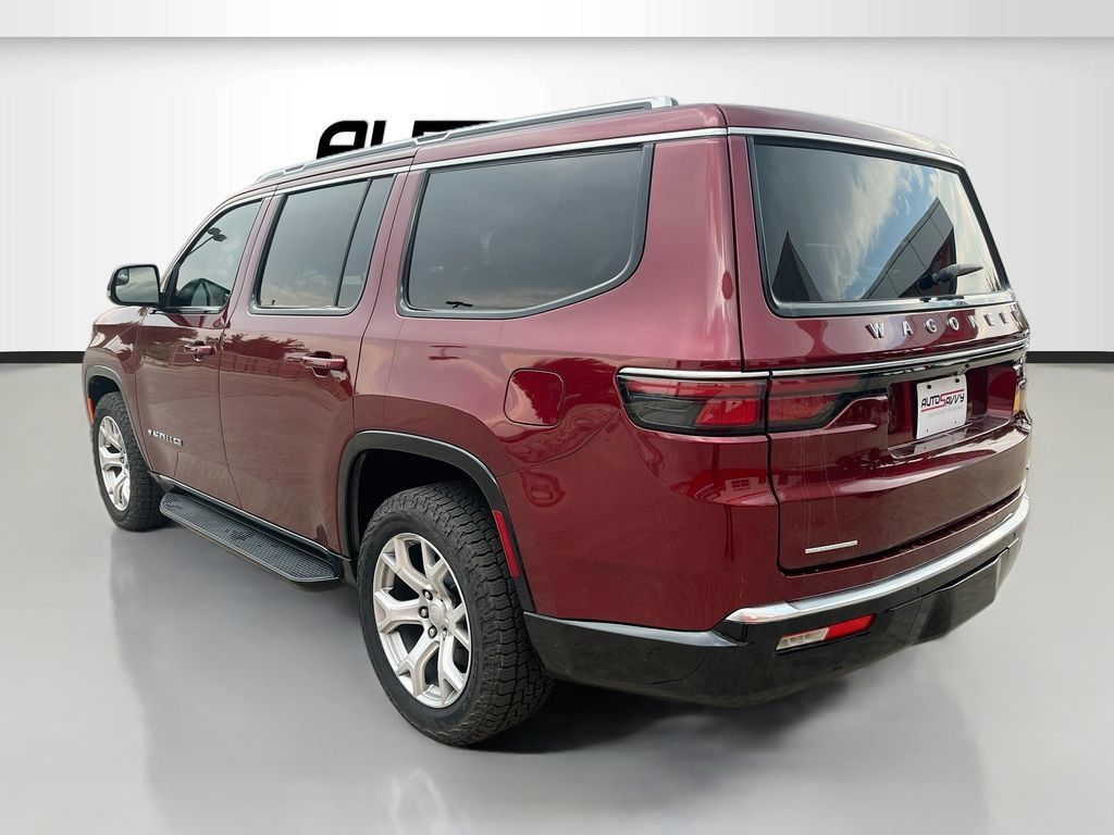 Used 2022 Jeep Wagoneer Series II AWD/4WD image 5