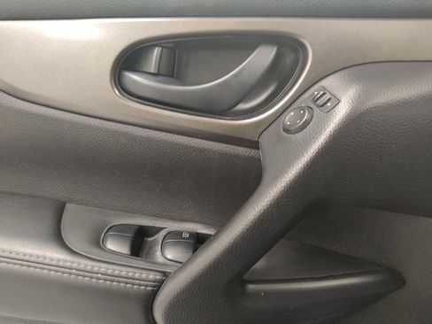 Used 2020 Nissan Rogue Sport S w/ Appearance Package FWD image 27