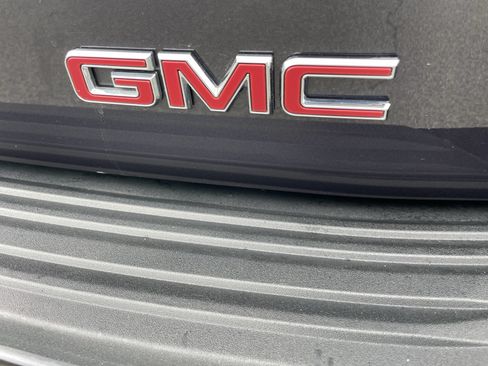 Used 2025 GMC Yukon Denali w/ Denali Reserve Package AWD/4WD image 46