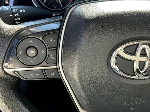 Used 2023 Toyota Camry LE image 27