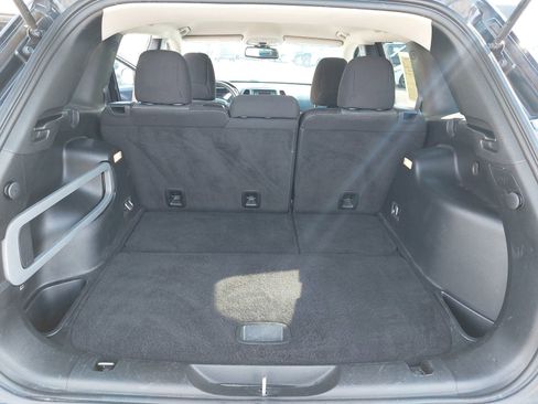 Used 2016 Jeep Cherokee Sport image 13