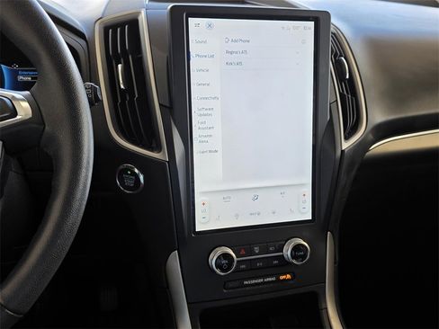 Used 2022 Ford Edge SEL w/ Convenience Package image 17